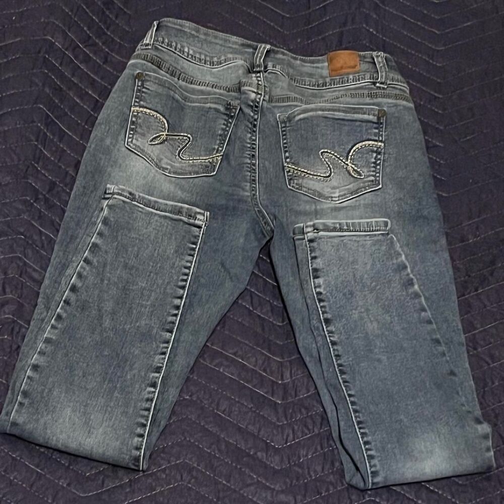 Wallflower Women's Blue and Navy Jeans
